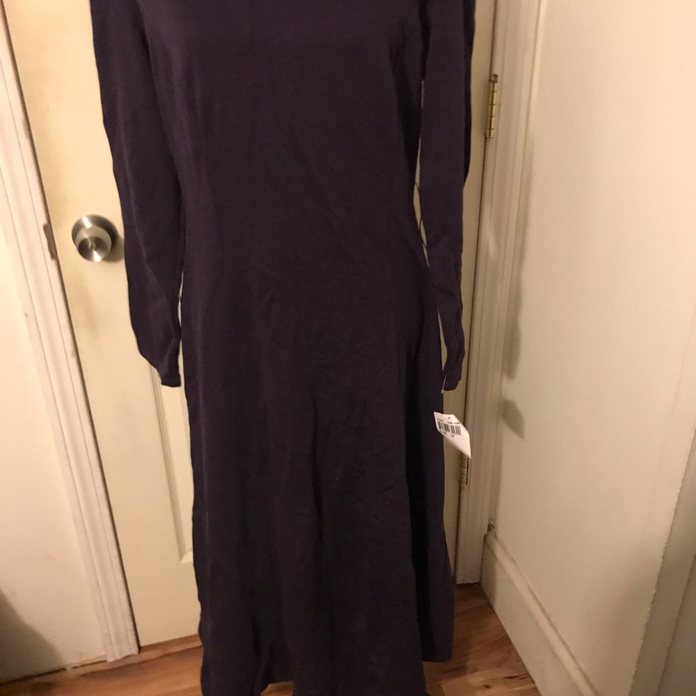 Dress - Picture 5 of 7